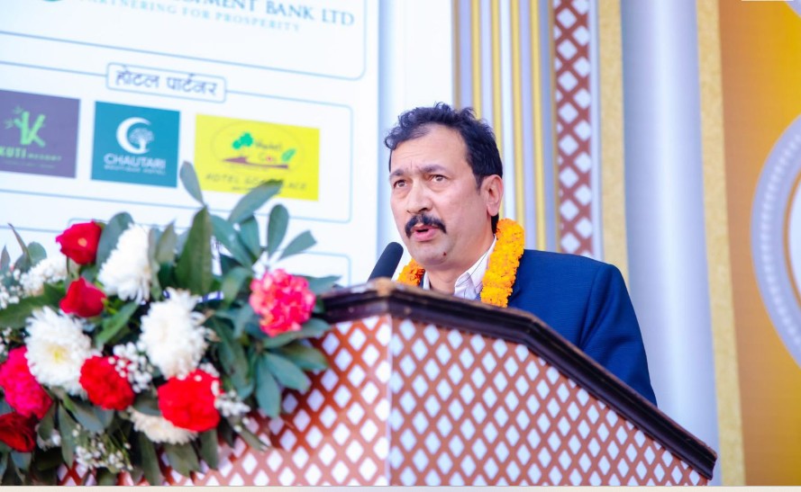 गण्डकीका मुख्यमन्त्री सुरेन्द्र पाण्डेलाई मधेस भ्रमण गर्न मोहन शर्माको आग्रह