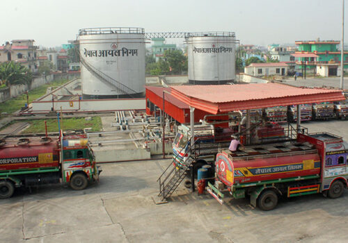 नेपाल आयाल निगमले धनगढी स्थिति इन्धन डिपो स्थान्तरण गर्ने