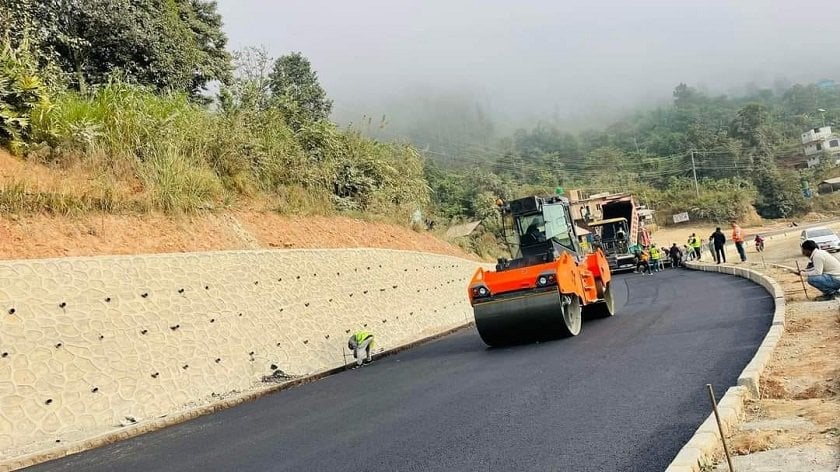 मुग्लिन-मलेखु सडक विस्तारका क्रममा सवारी आवागमन खुला रहने