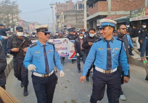 राष्ट्रिय प्रजातन्त्र दिवस : वीरगंजमा सरकारी तथा सामाजिक संस्थाहरूको अगुवाइमा वृहत सरसफाई कार्यक्रम सम्पन्न