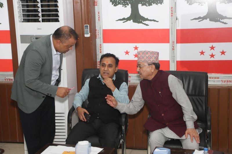 कांग्रेस पदाधिकारी बैठक बस्दै