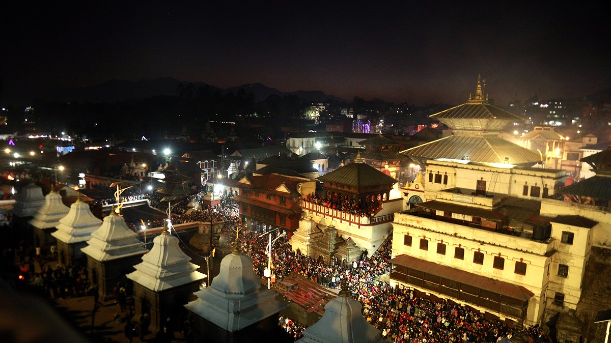 आज महाशिवरात्रि, भगवान् शिवको आराधना गरिँदै