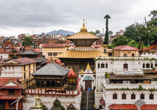 बिहान २ बजे नै खोलिए पशुपतिनाथका ४ ढोका