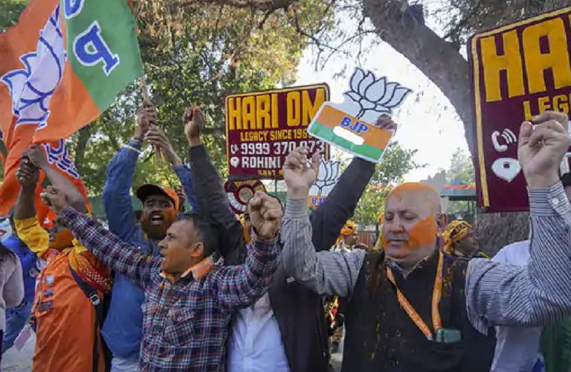 २७ वर्षपछि दिल्लीमा भाजपाको शानदार जित,आम आदमीका केजरीवाल नै हारे