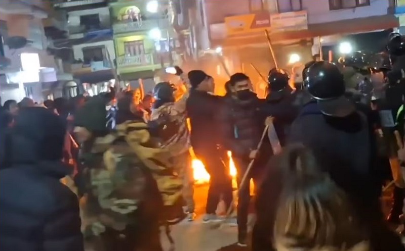 अवस्था संवेदनशील बनेपछि फुङलिङ नगरपालिका बजार क्षेत्रमा निषेधाज्ञा