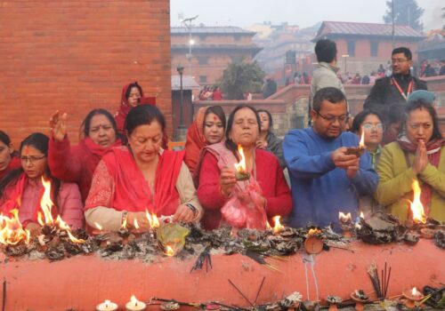 पशुपतिनाथमा भक्तजनको घुइँचो {तस्वीरहरु}