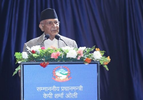 दबाबमा नपरी काम गर्न नेपाल प्रहरीलाई प्रधानमन्त्रीको निर्देशन