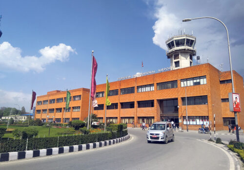 ३ वटा अन्तर्रााष्ट्रिय उडान डाइभर्ट, त्रिभुवन विमानस्थलमा सबै उडान ठप्प