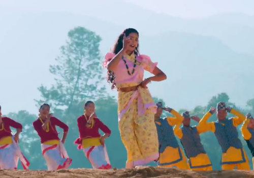 गायक राजु परियारको आवाजमा ‘कल कल बगेको खोली’ (भिडियो सहित )