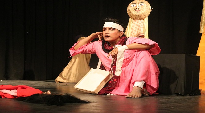 सर्वनाममा २ दर्जनबढी अन्तराष्ट्रिय नाटकहरु प्रदर्शन