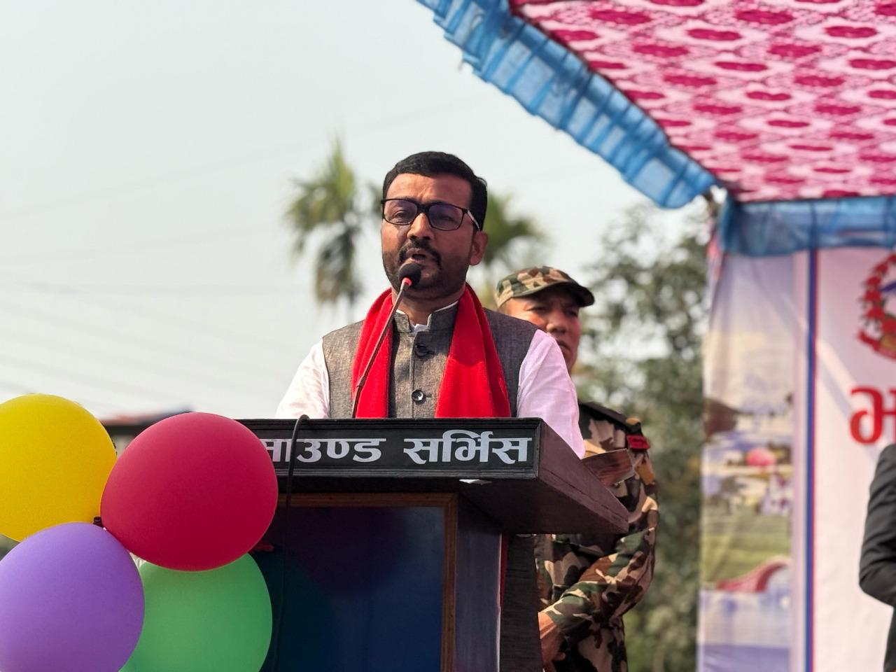 चितवन भण्डारा दोस्रो खानेपानीले राप्तीका १६ हजार दुई सय ४४ जनसङ्ख्यालाई प्रत्यक्ष लाभ पुग्छ : मन्त्री यादव