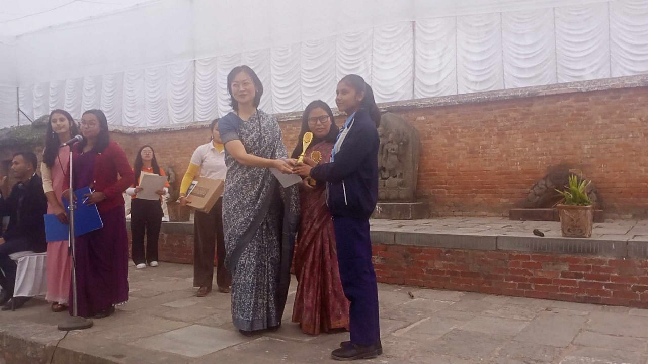 राष्ट्रिय स्तरको कविता प्रतियोगितामा प्रिती अधिकारीको उपलब्धि