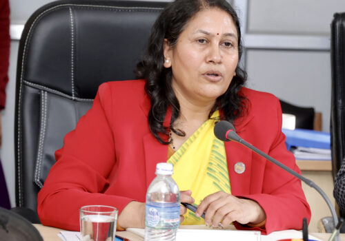 शिक्षकहरुको आन्दोलनकाबीच शिक्षामन्त्री भट्टराईले दिइन् राजीनामा