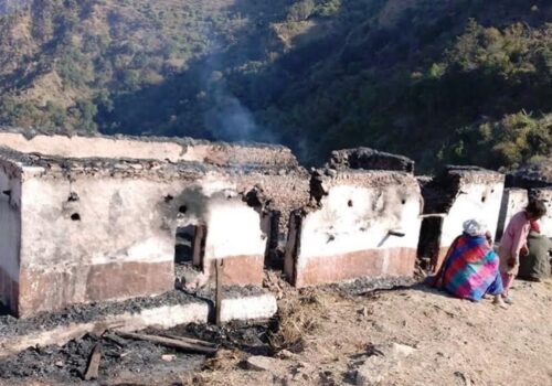 सल्यानमा दुई घर जलेर नष्ट, दर्जन बढी चौपाया मरे