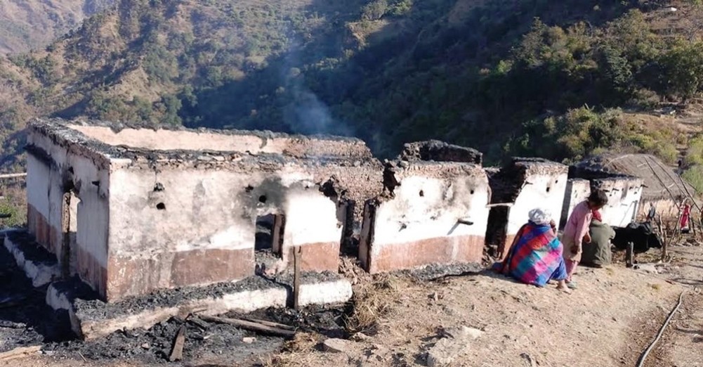 सल्यानमा दुई घर जलेर नष्ट, दर्जन बढी चौपाया मरे