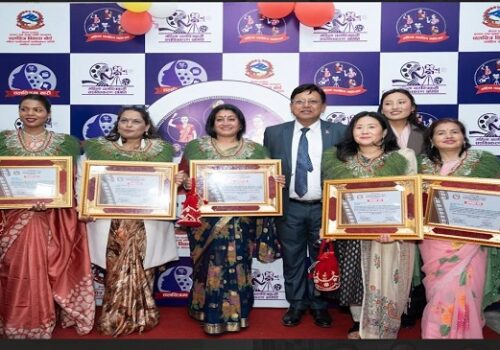 पत्रकार गीता अधिकारीसहित सात महिला स्रष्टा सम्मानित