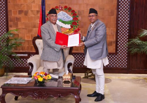 अन्तर–व्यवस्थापिका मञ्चको घोषणापत्र प्रधानमन्त्रीलाई हस्तान्तरण