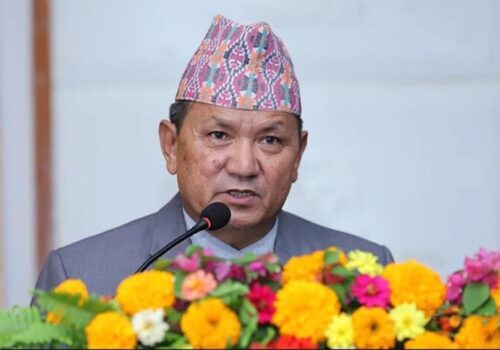 सञ्चारमन्त्री गुरुङले संसद्‌मै किन मागे माफी ?