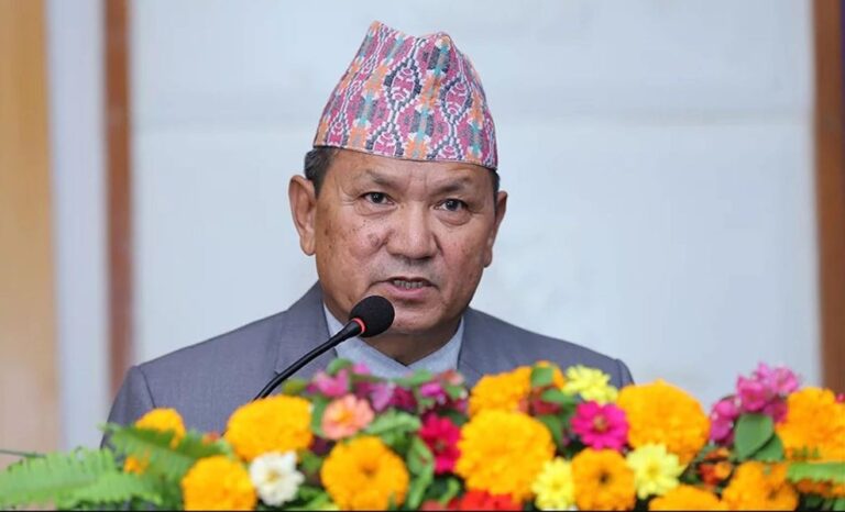 सञ्चारमन्त्री गुरुङले संसद्‌मै किन मागे माफी ?
