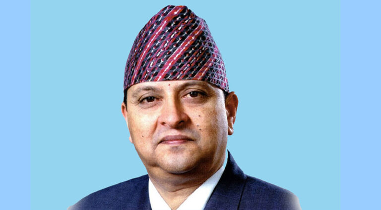 पूर्वराजा ज्ञानेन्द्र शाह ९ गते गोरखा जाँदै