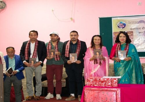 वरिष्ठ गायिका  देविका बन्दनालाई  आईएनसीद्वारा सम्मान