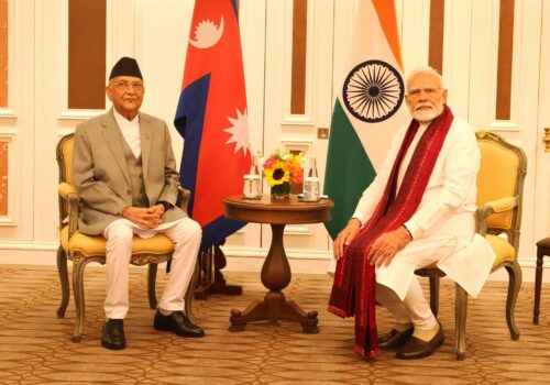 प्रधानमन्त्री ओली र भारतीय समकक्षी मोदीबीच बैंककमा भेटवार्ता