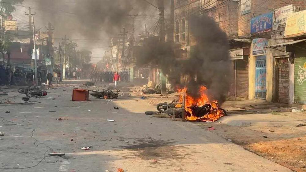 वीरगञ्जको जनजीवन सामान्य हुँदै, प्रतिबन्ध शीघ्र हटाइने जानकारी