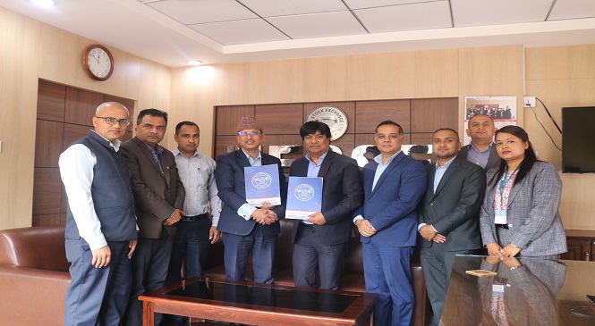 क्रेस्ट माइक्रो लाइफ इन्स्योरेन्स लिमिटेडको साधारण शेयर सूचीकरण