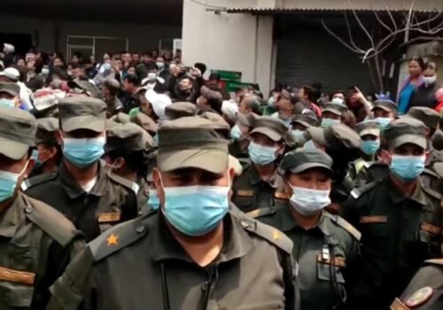प्रमुख प्रशासकीय अधिकृत गुरागाई काममा फर्कन खोजेपछि महानगरमा प्रहरी परिचालन