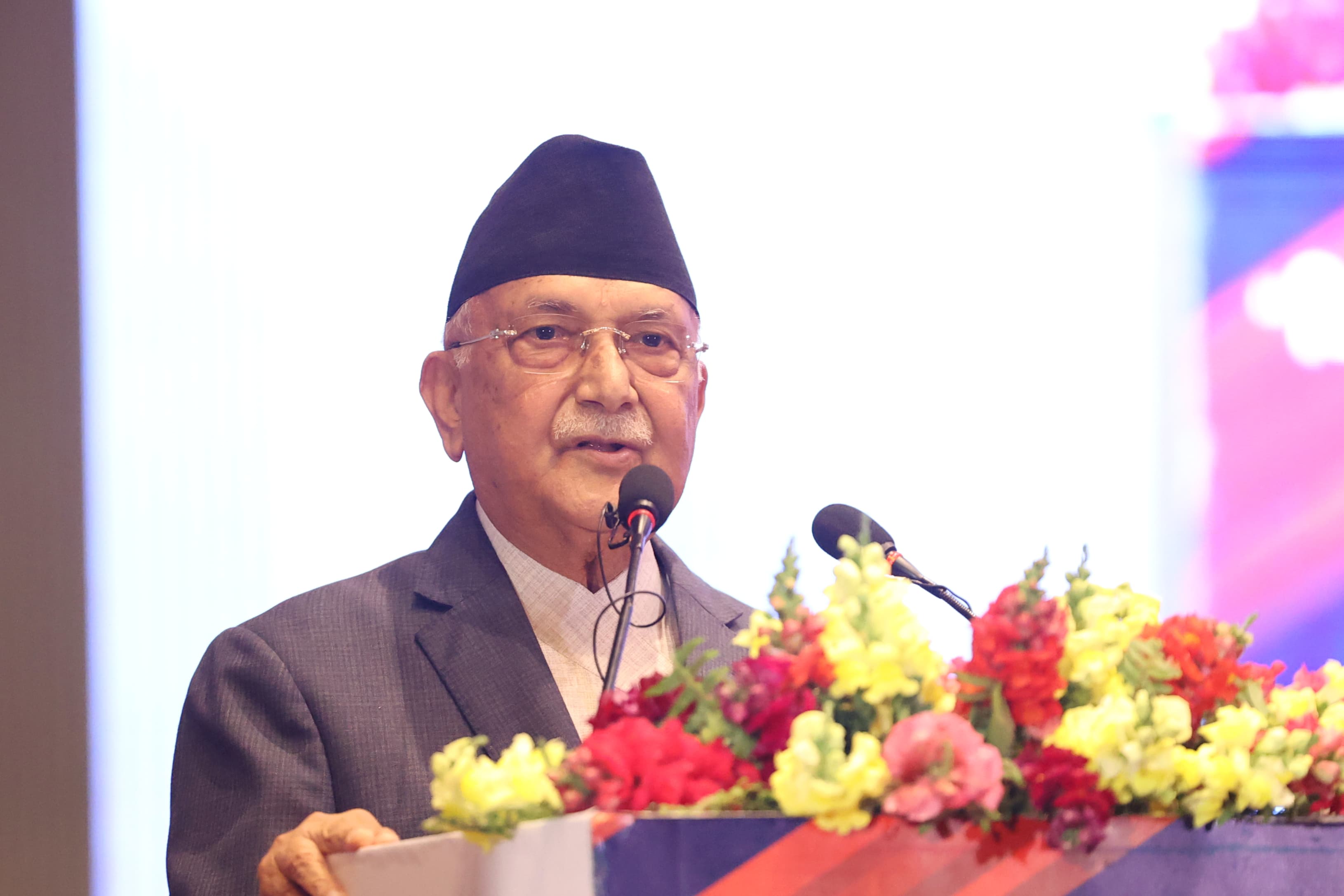 भोलि संसद् बैठक:  प्रधानमन्त्री ओलीले सम्बोधन गर्ने