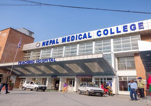 नेपाल मेडिकल कलेजद्वारा विशेषज्ञ चिकित्सक सहित जनशक्ति माग