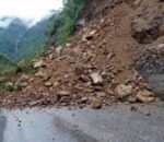 सुक्खा पहिरो खस्दा कान्ति लोकपथ अवरुद्ध