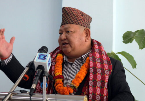 पूर्वमन्त्री आलेद्धारा ठूला केदार धामको महायज्ञका लागि एक लाख ११ हजार सहयोग