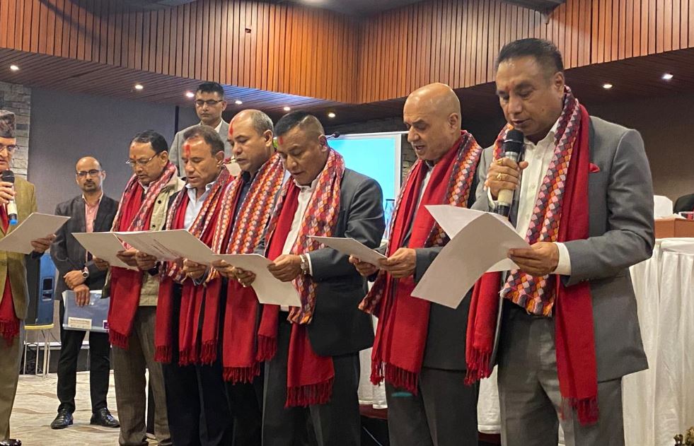 नेपाल जग्गा तथा आवास विकास संघको अध्यक्षमा दीपक कुँवर